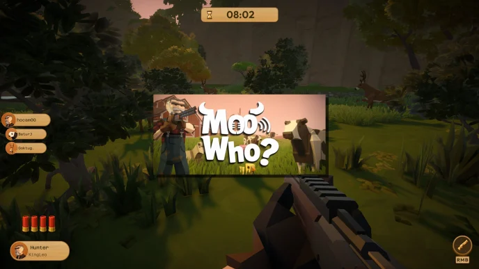 Capture d’écran de Moo Who? montrant un chasseur armé dans une forêt, avec une vache et le logo du jeu au centre.